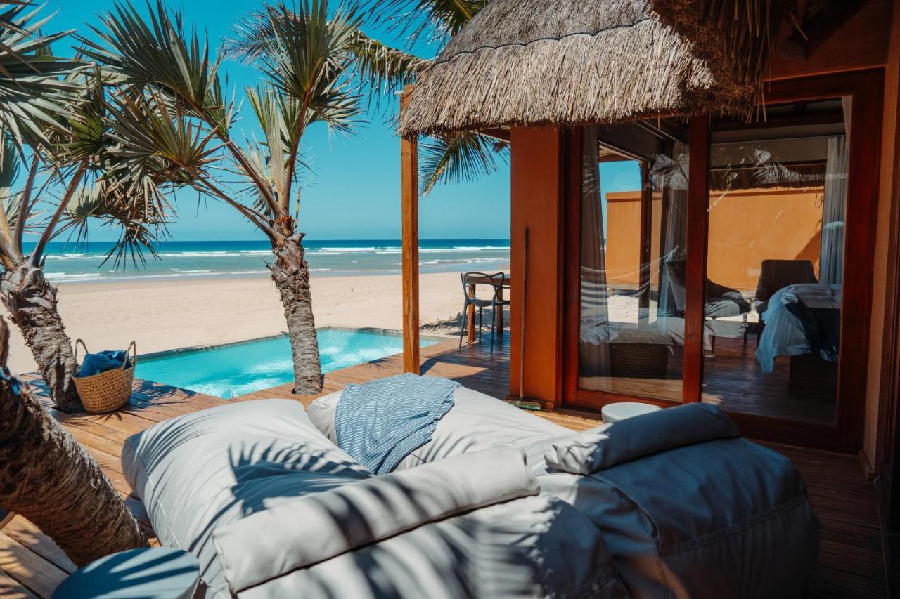 Eclectic Beach Retreat Cabo Nhamua Esterno foto
